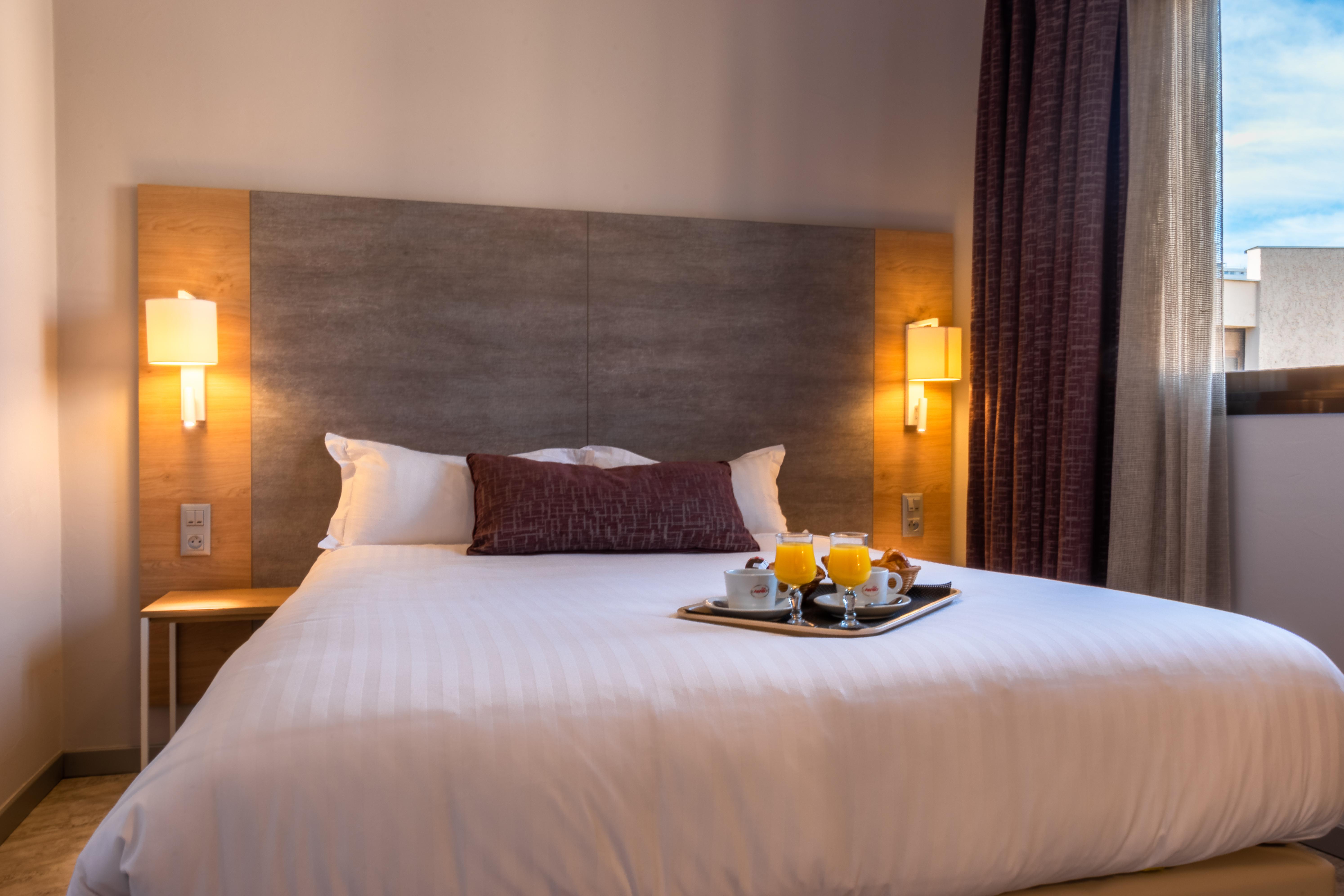 Hotel Bahia Villeneuve-Loubet Buitenkant foto