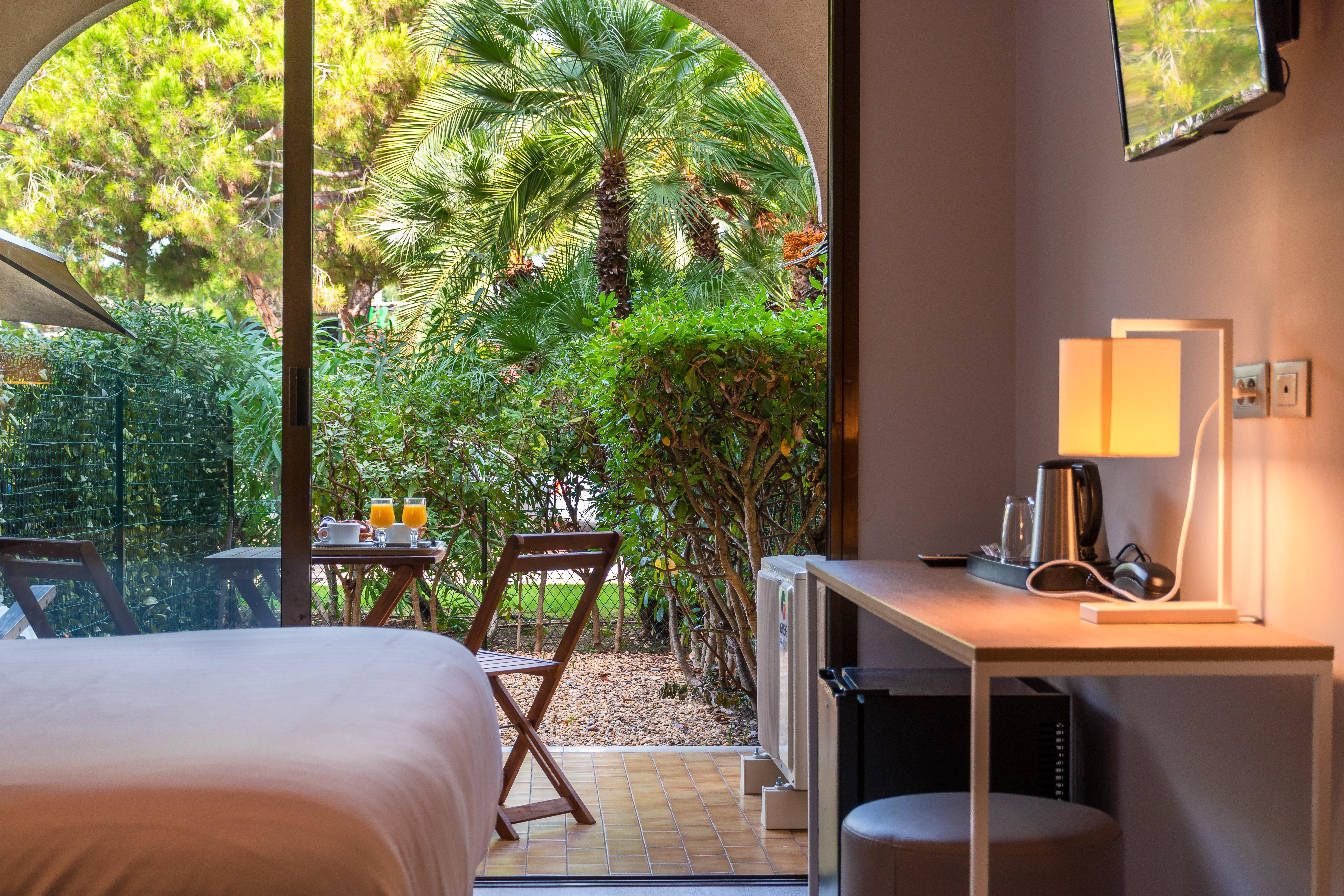 Hotel Bahia Villeneuve-Loubet Buitenkant foto