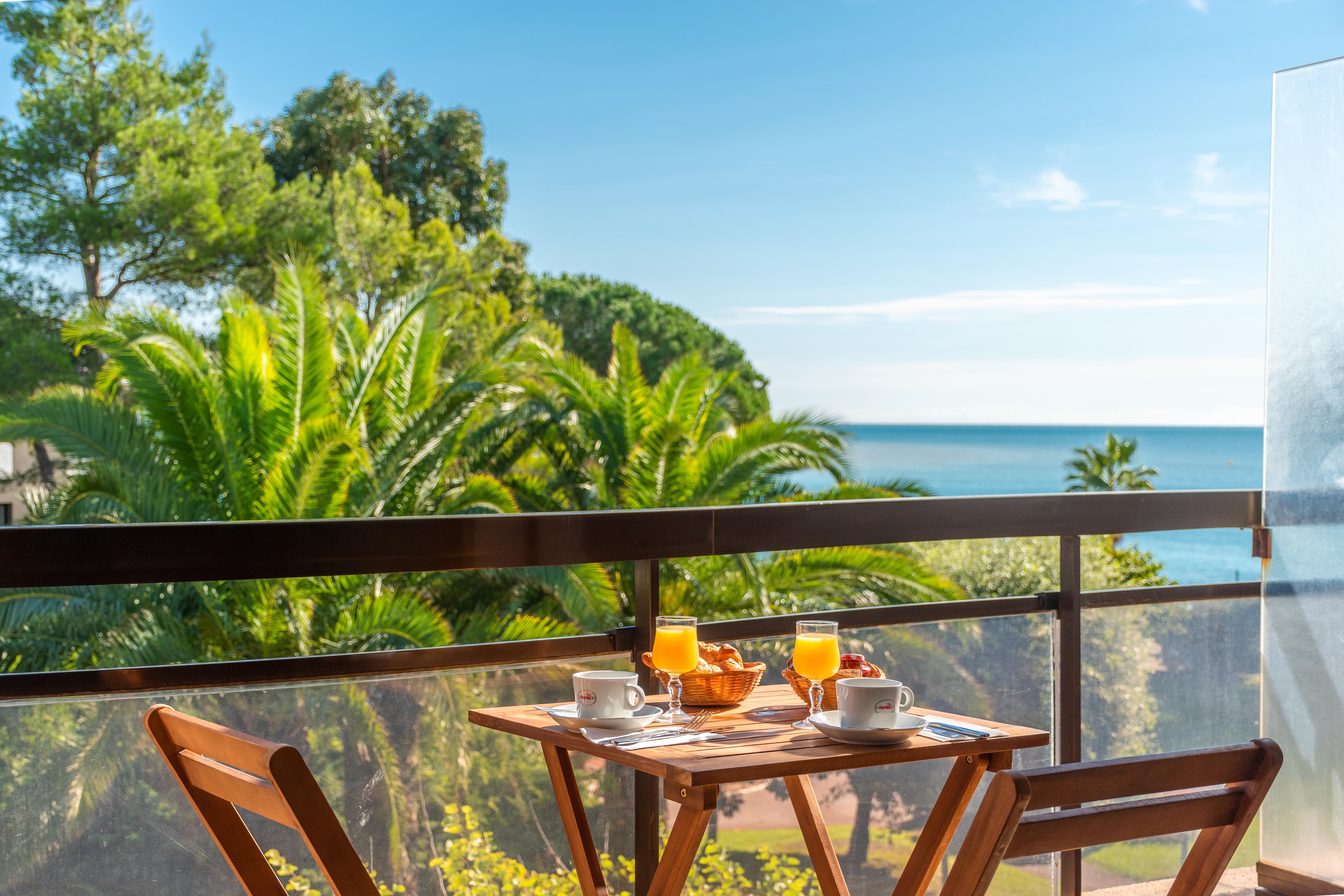 Hotel Bahia Villeneuve-Loubet Buitenkant foto