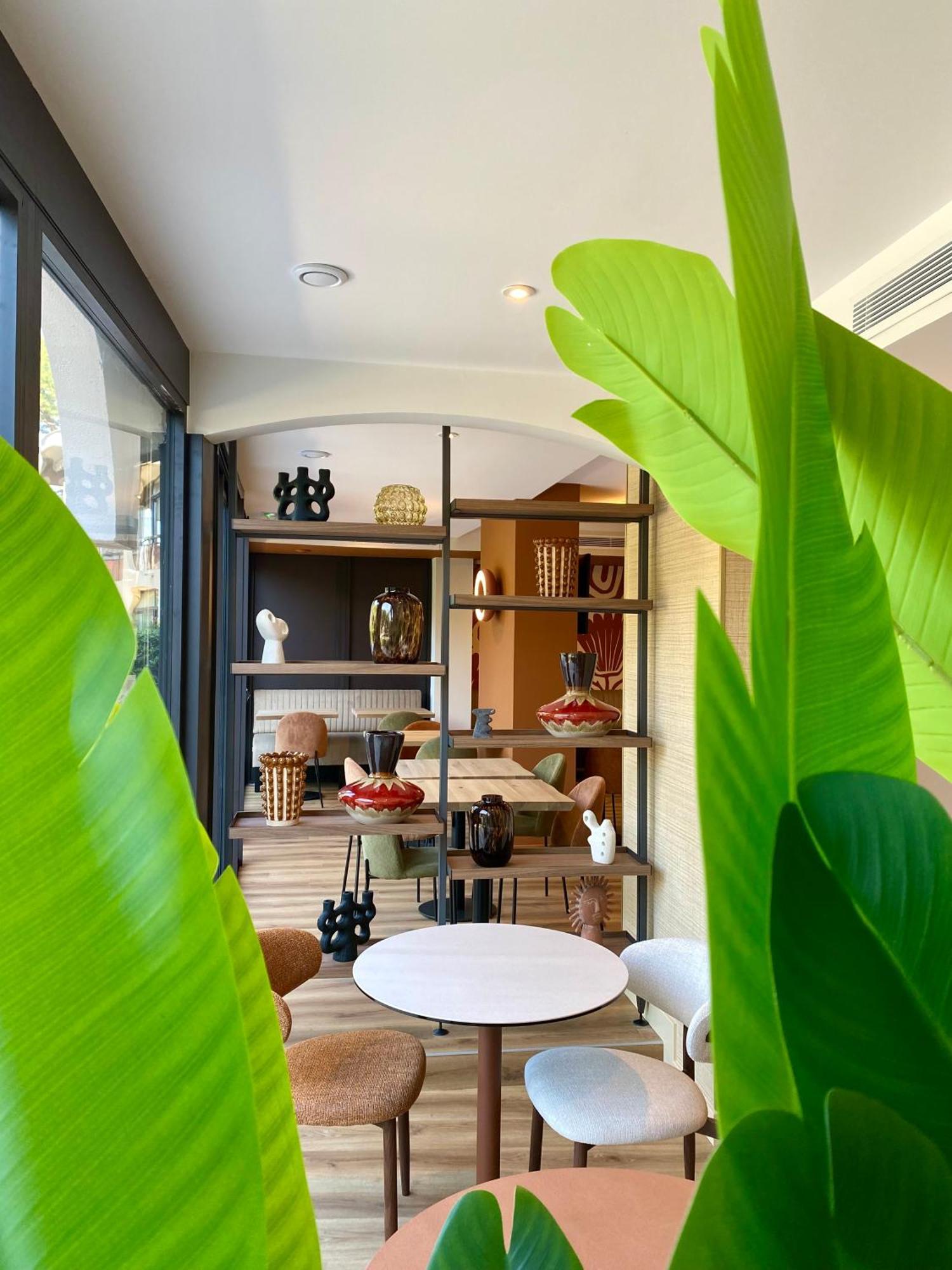 Hotel Bahia Villeneuve-Loubet Buitenkant foto