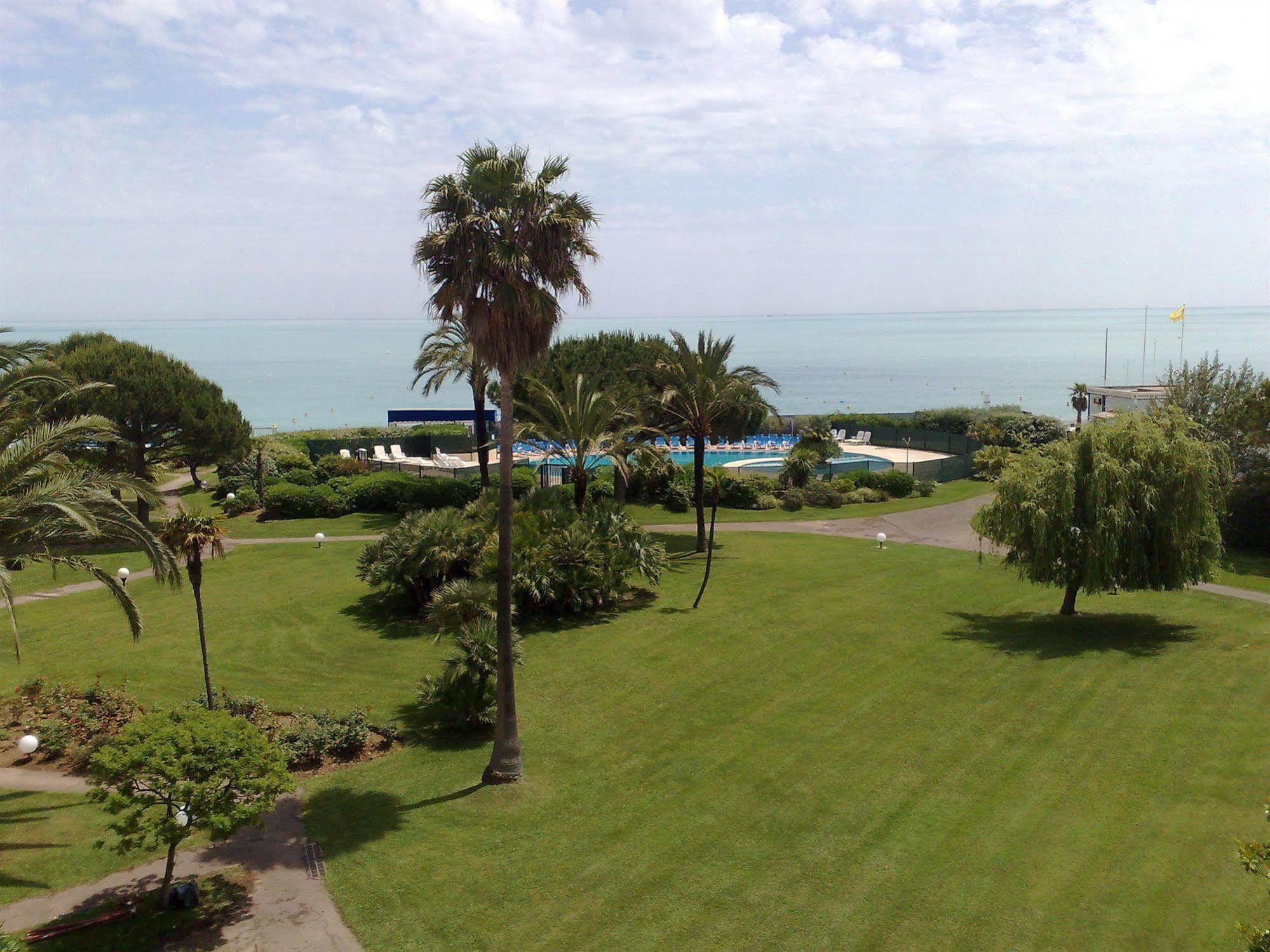 Hotel Bahia Villeneuve-Loubet Buitenkant foto